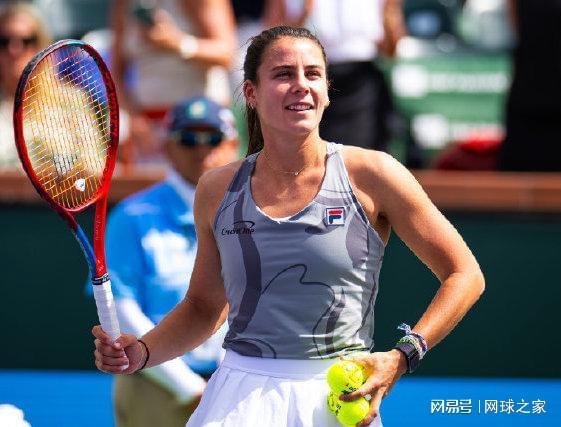 也在比赛中 也在比赛中