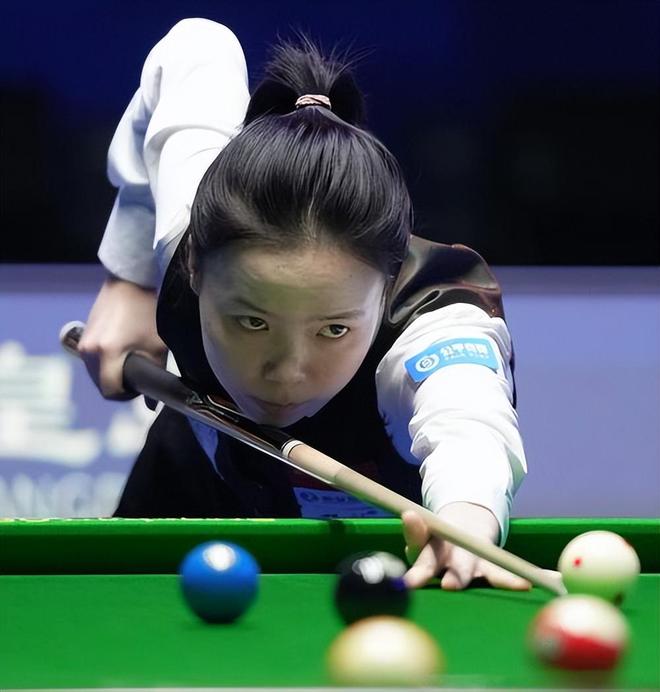 在对阵费内 在对阵费内