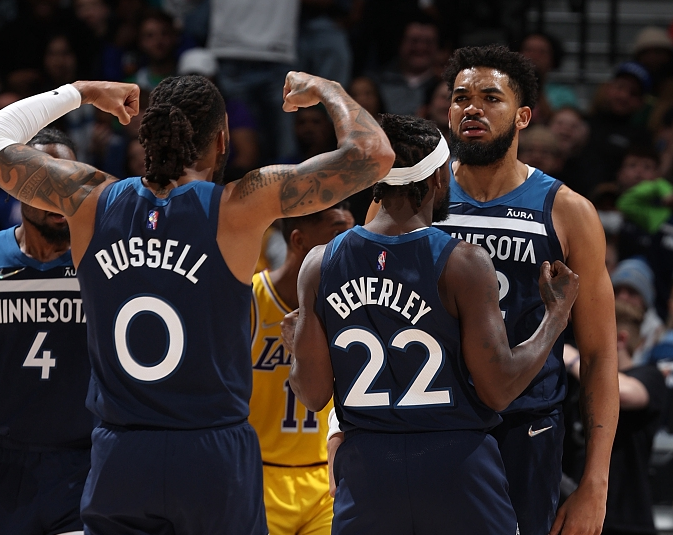 本文围绕 本文围绕