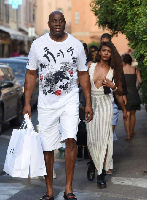 队把观察资 队把观察资