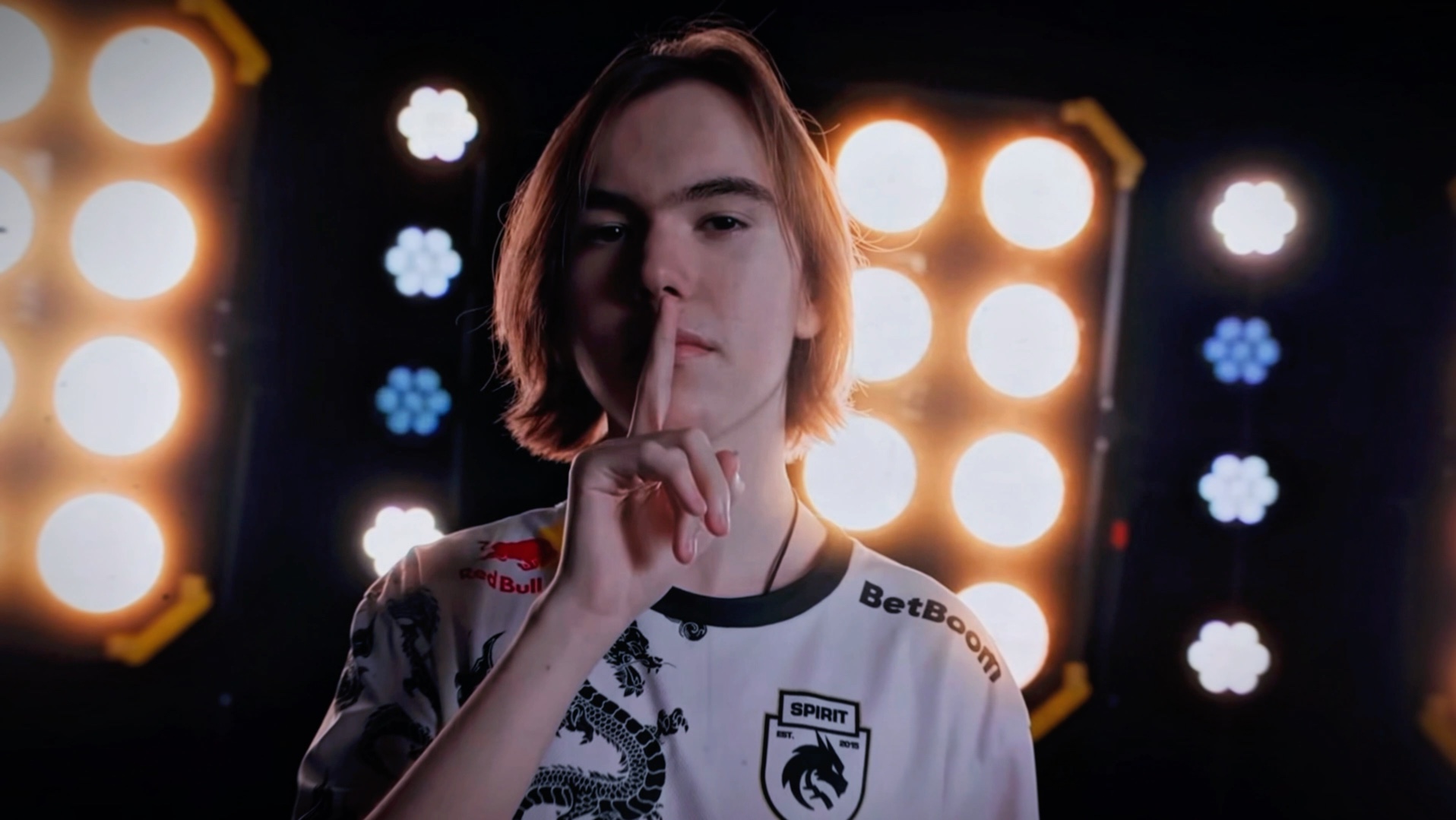 势时迅速前 势时迅速前